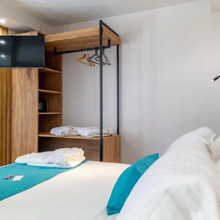 D Palm Premium Living - Kalathas, Chania Дом отдыха