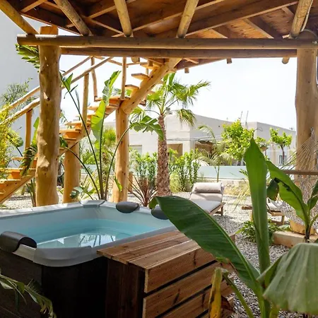 펜션 D Palm Premium Living - Kalathas, Chania *